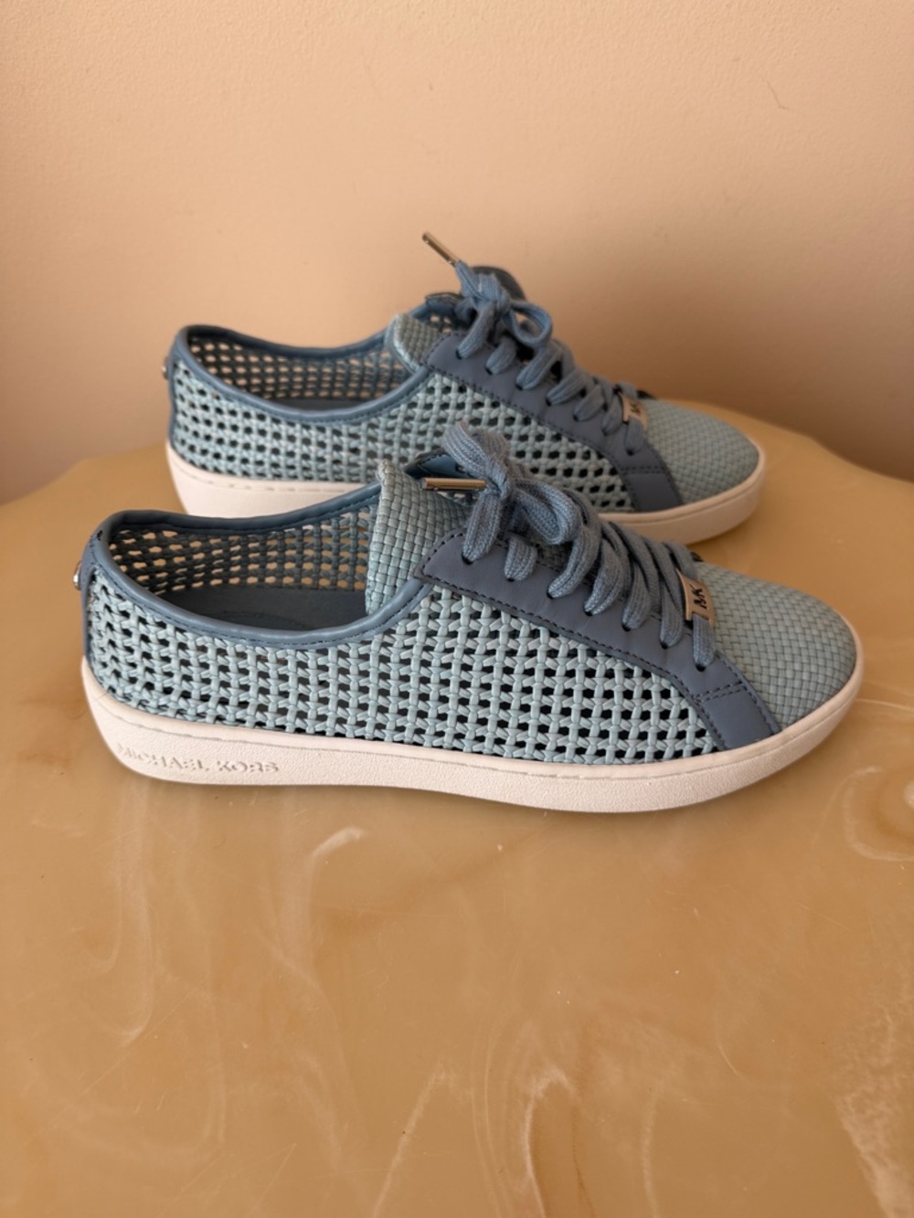 Michael Kors Light Blue Woven Lace-Up Sneakers Size 8.5 - Perforated - Picture 2 of 9